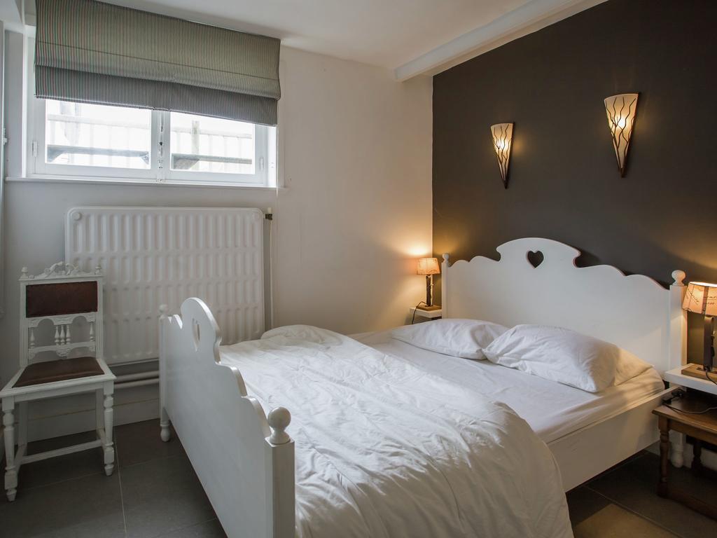 Beautiful Villa 200 Metres From The Sea Koksijde Esterno foto