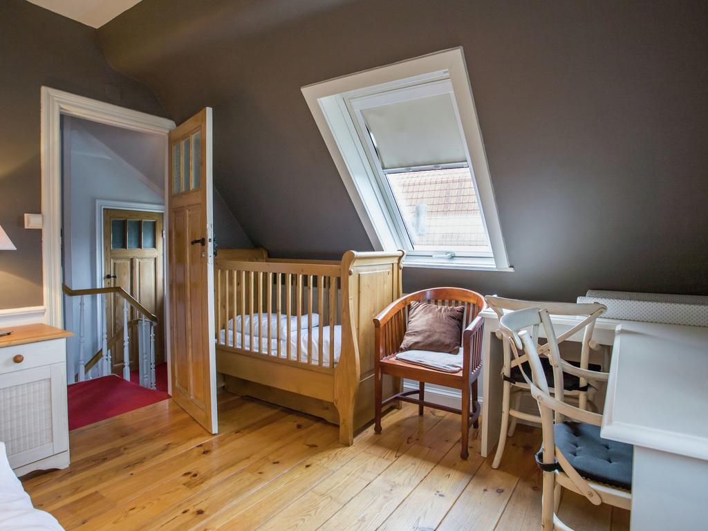 Beautiful Villa 200 Metres From The Sea Koksijde Esterno foto